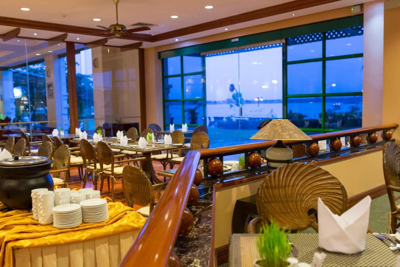 Himawari Hotel Apartments Phnom Penh Exterior photo
